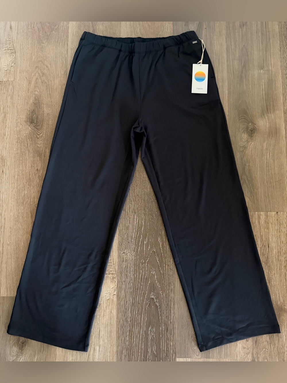 Vuori Halo Modern Straight Leg Pant-S Solid Black Sz Large VW4313-S NW T
